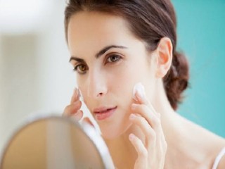 5 sai lầm khi chăm sóc da mặt khiến bạn nhanh già